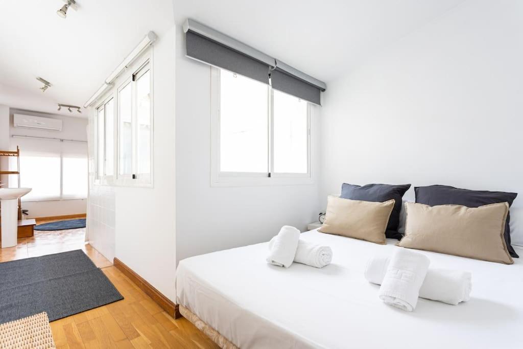 Penthouse In St Montano, Historic Centre, Wifi. Appartement Málaga