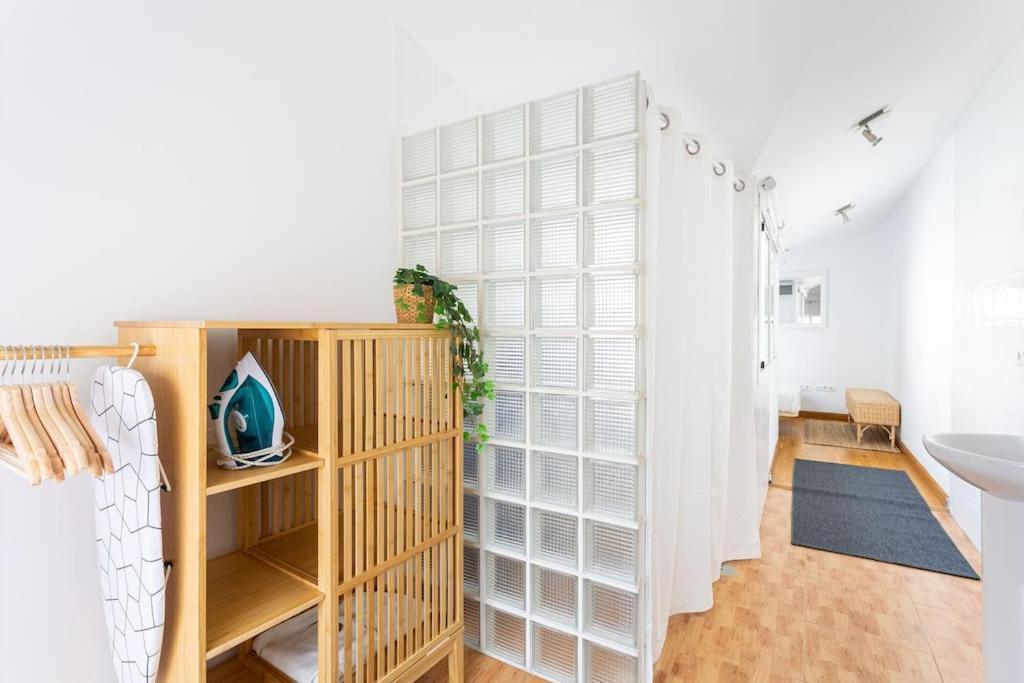 Appartement Penthouse In St Montano, Historic Centre, Wifi.